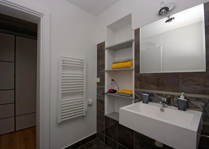 Lägenhet Cozy Gardens In Prag