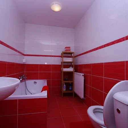 Cozy Gardens In Apartment Prag